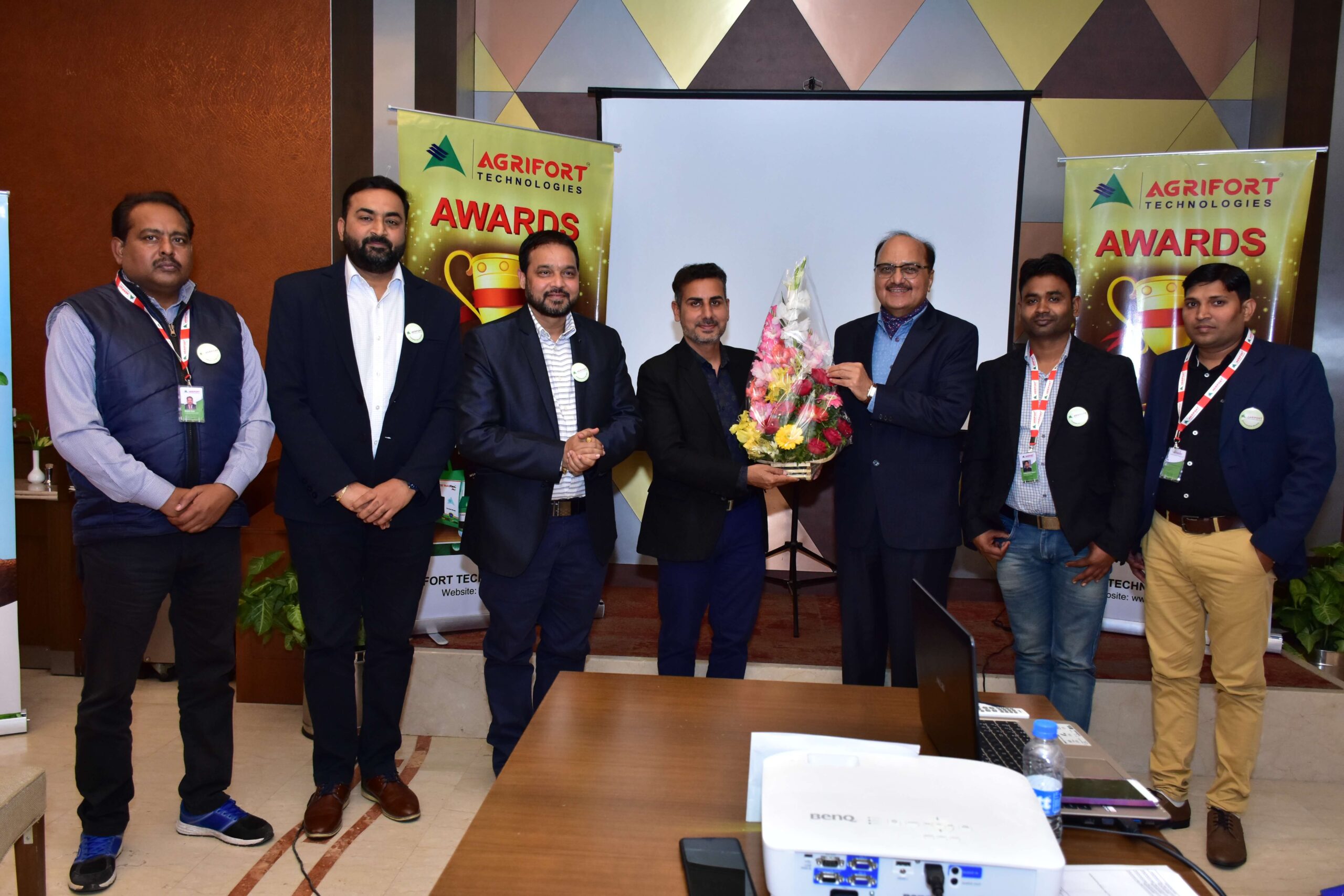 Read more about the article Awards Cermony